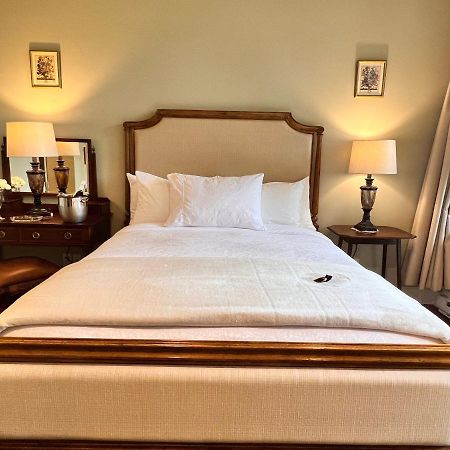 Hotel Woodstone Manor Inc. Sturdies Bay Zewnętrze zdjęcie