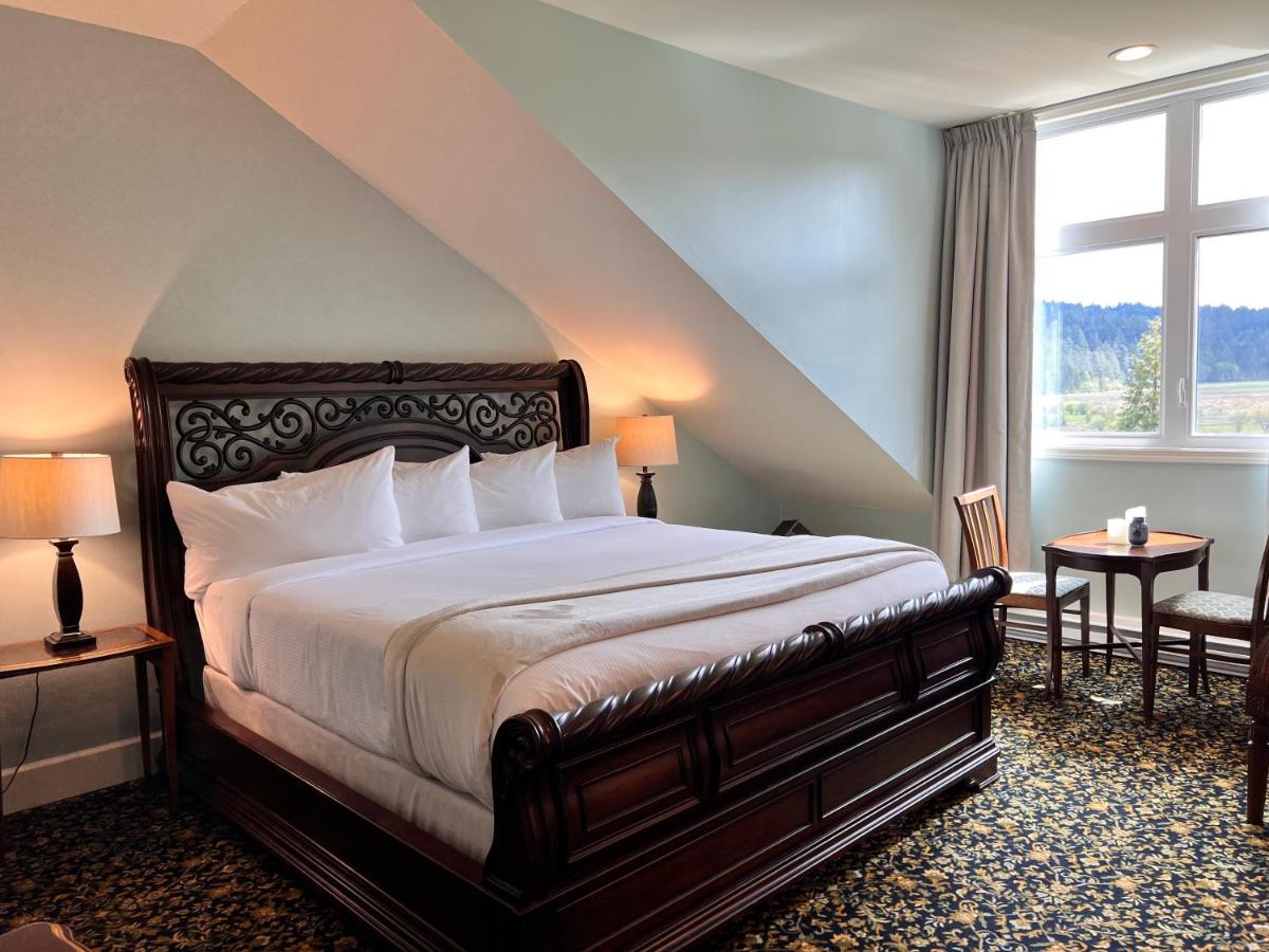 Hotel Woodstone Manor Inc. Sturdies Bay Zewnętrze zdjęcie